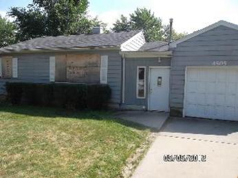 4505 Clearview Dr, Mchenry, IL 60050 