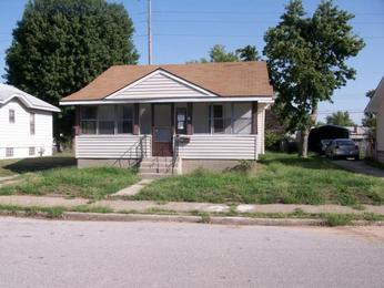 661 E Penning Ave., Wood River, IL 62095 