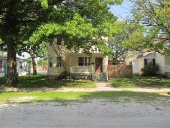 718 N Madison St, Litchfield, IL 62056 