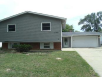 6931 Meadowbrook Ln, Hanover Park, IL 60133 