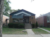 12421 S Honore St, Calumet Park, IL 60827 