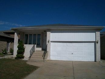 1070 Herbert Breclaw Dr, Calumet City, IL 60409 