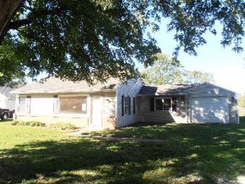16 Park Dr, North Pekin, IL 61554 