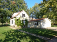 715 W Pine St, Canton, IL 61520 