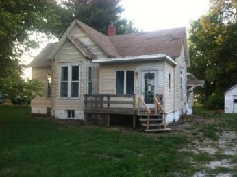 396 E Montgomery St, Niantic, IL 62551 