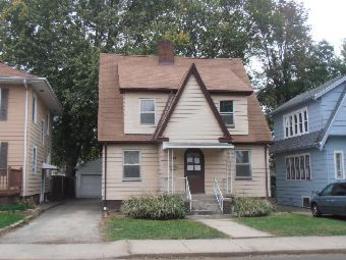 814 W Meadows Pl, Peoria, IL 61604 