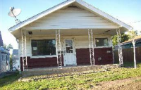 285 W Vine St, Canton, IL 61520 