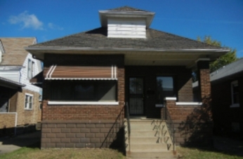 8 157th St, Calumet City, IL 60409 