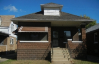 8 157th St, Calumet City, IL 60409 