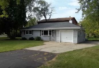 114 Longmeadow Dr, Lindenhurst, IL 60046 