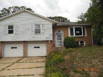 3960 Shorewood Dr, Rockford, IL 61101 