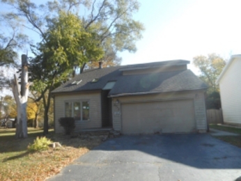 351 Millard Ave, Crystal Lake, IL 60014 