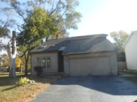 351 Millard Ave, Crystal Lake, IL 60014 