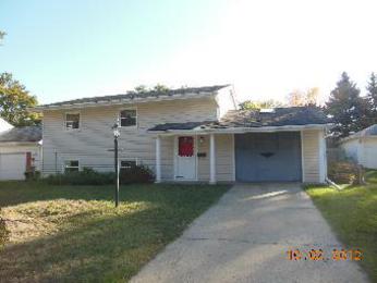 2320 Evanston Dr, Rockford, IL 61108 