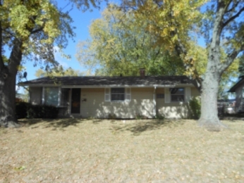 103 Toro Cir, Carpentersville, IL 60110 