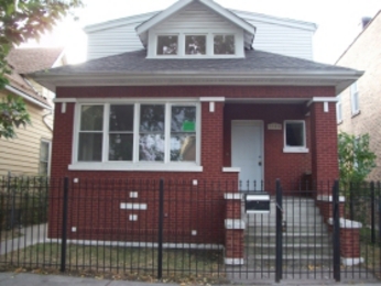 7528 S Saint Lawrence Ave, Chicago, IL 60619 