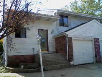 1701 Howe Ln, Hanover Park, IL 60133 