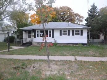 1609 20th St, North Chicago, IL 60064 