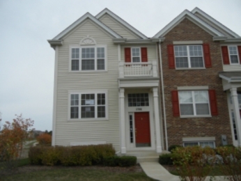 1586 Sandcastle Ln, Pingree Grove, IL 60140 