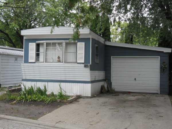 182 Phaeton Drive, Wheeling, IL 60090 