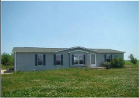 1126 N County Rd 1350 E, Tuscola, IL 61953 