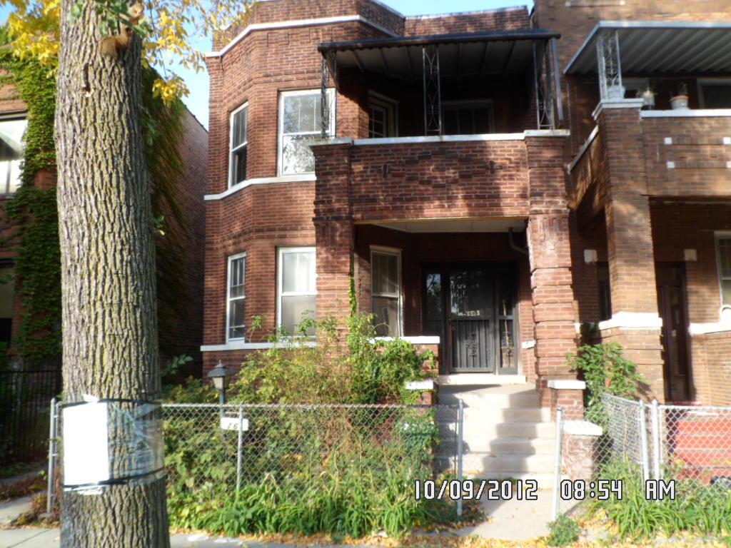 160 Leamington Ave, Chicago, IL 60644 