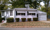 1122 Lakeview Road, Elgin, IL 60123 
