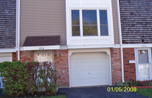 1950 Holbrook Ln, Hoffman Estates, IL 60169 