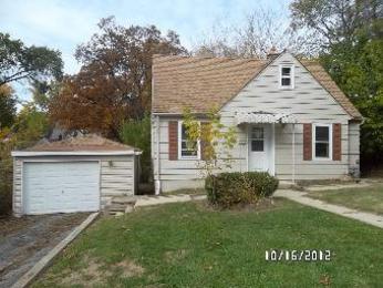 1932 E Cedarwood Cir, Round Lake Heights, IL 60073 
