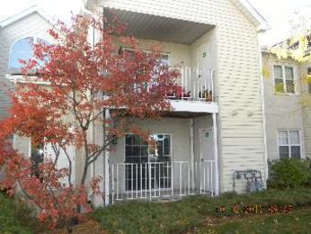 788 N Gary Ave #105, Carol Stream, IL 60188 