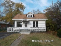 526 E 4th St, Lockport, IL 60441 