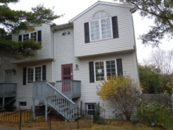 892 Zimmerman Rd, Woodstock, IL 60098 