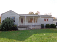 110 E Ash St, Elmwood, IL 61529 