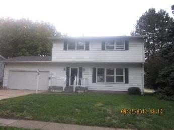 1572 N Oakcrest Ave, Decatur, IL 62526 