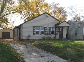 706 E Seneca Pl, Peoria, IL 61603 