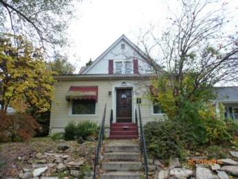 325 N Lincoln Avenu, Springfield, IL 62702 