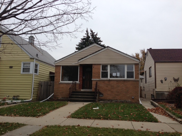 8741 Lyndale St, River Grove, IL 60171 