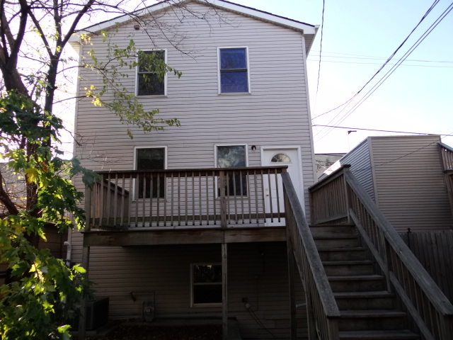 2734 Fairfield Ave,c, Chicago, IL 60647 