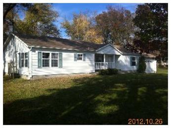 606 W Walnut Hill Rd, Okawville, IL 62271 