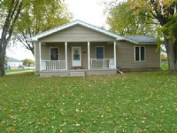 2575 S 70th St, Decatur, IL 62521 