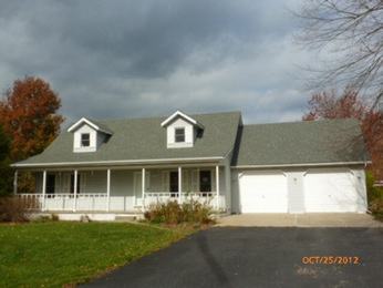 425 E Raylots St, Riverton, IL 62561 