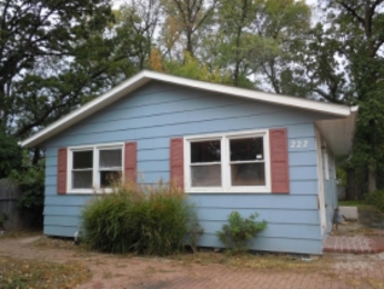 222 Woodland Drive, Round Lake Beach, IL 60073 