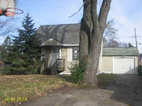 22104 W. Pineview Dr., Antioch, IL 60002 