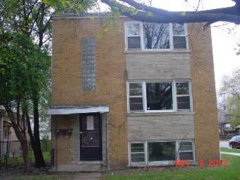 1347 Home Ave, Berwyn, IL 60402 