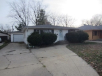 2208 Paradise Blvd, Rockford, IL 61103 