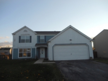 1795 Saint Andrews Cir, Elgin, IL 60123 