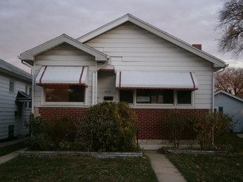 5534 West Grace St, Chicago, IL 60641 