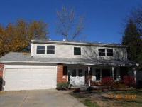 9090 Primrose Ln, Hickory Hills, IL 60457 