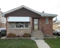 4912 N Nagle, Chicago, IL 60630 