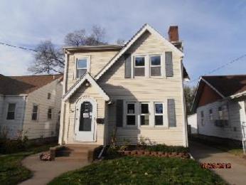 2023 W Alice Ave, West Peoria, IL 61604 